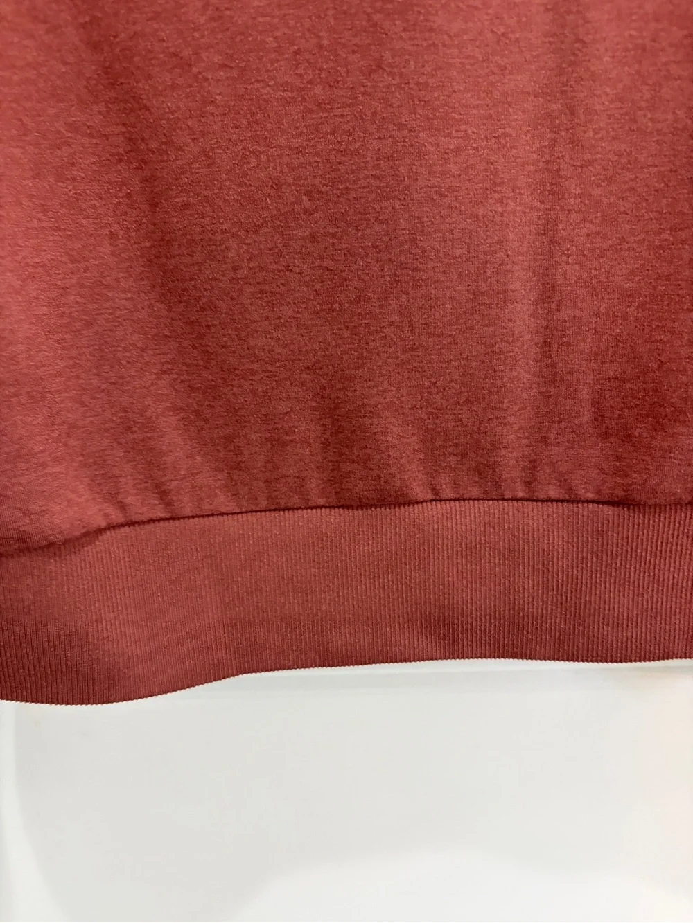 Vuori Women’s Halo Crewneck pullover, Small, Rosewood - Picture 9 of 16
